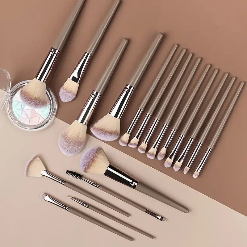 Complete Professional Make Up Brush Set