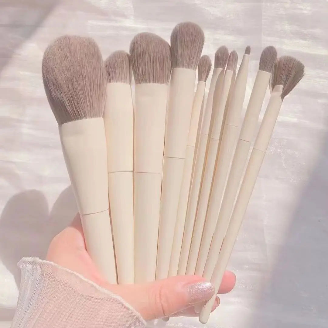 Soft Fluffy Make Up Brush